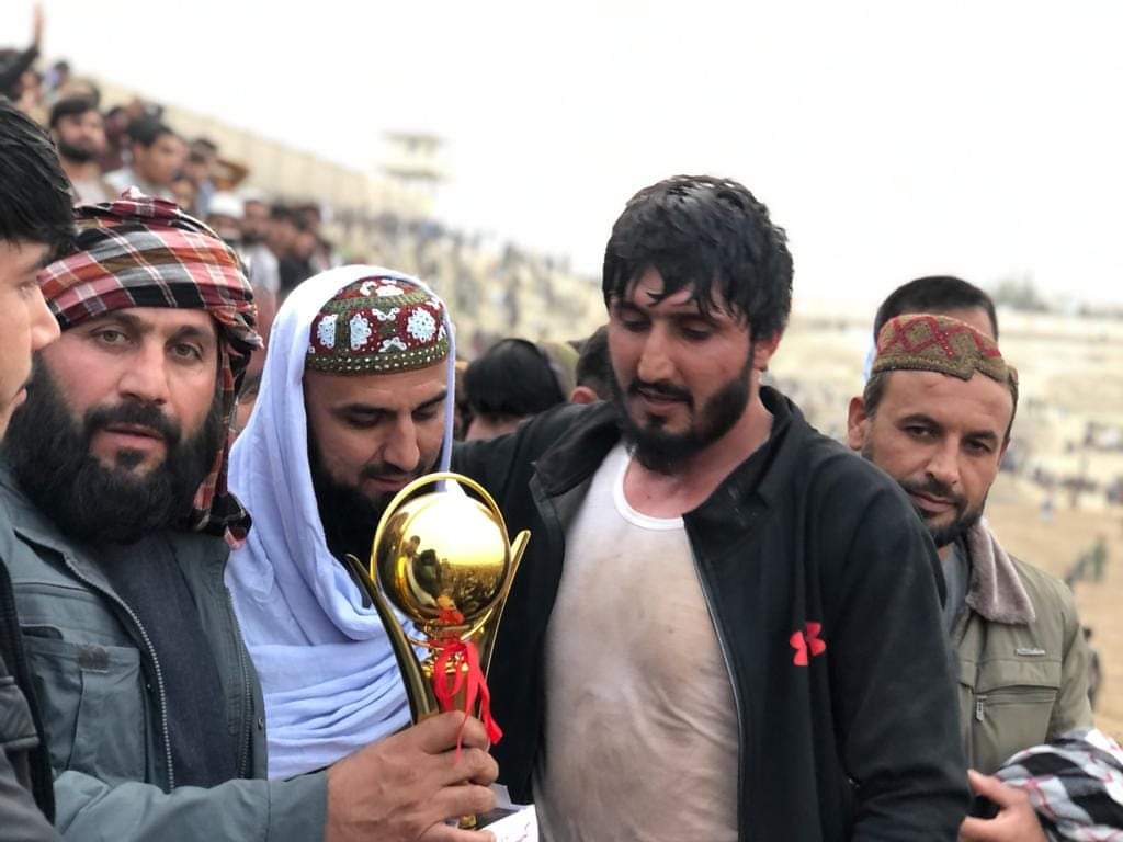 کندز؛ د ۹۰ چاپندازانو ترمنځ د وزلوبې دوې ورځنۍ سیالۍ ترسره شوې
