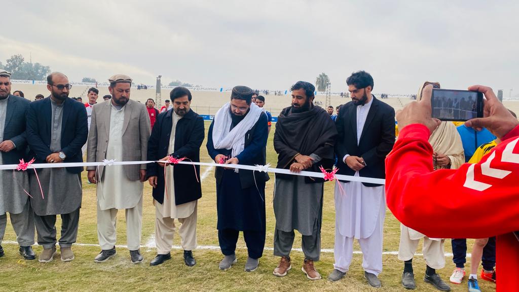 په ننګرهار کې د شپږو ولایتونو ترمنځ د فوټبال سيالۍ پيل شوې