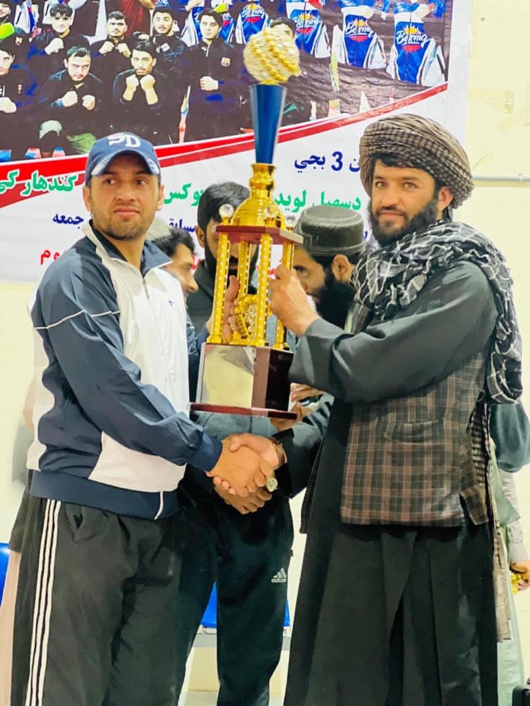 په کندهار کې د پنځو ولايتونو د ورزشکارانو ترمنځ د سوک وهنې سيالۍ پای ته ورسېدې