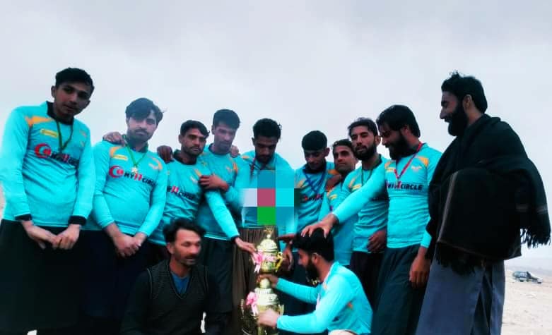ننگرهار; تیم مرکز آموزشی آذرخش قهرمان مسابقات تیپ بال کریکت شد