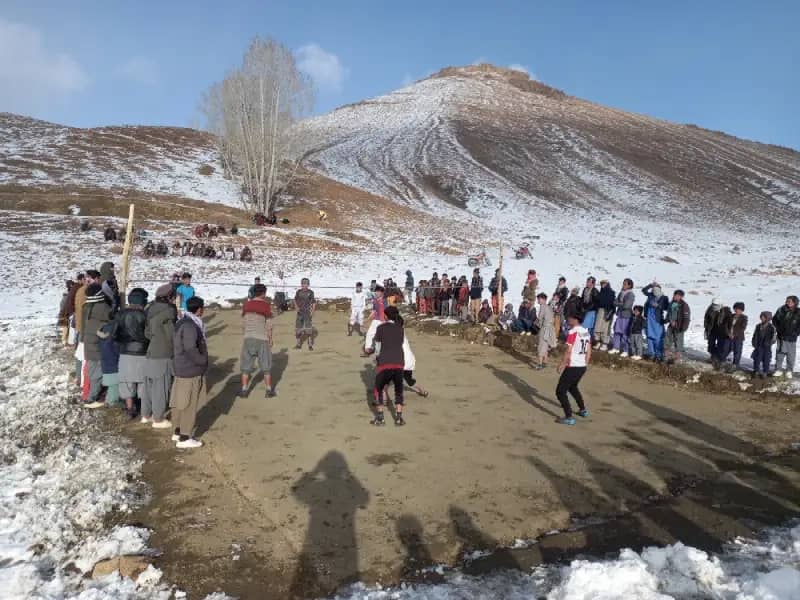 غزنی؛ مسابقات والیبال میان ۱۰ تیم در ولسوالی مالستان آغاز گردید