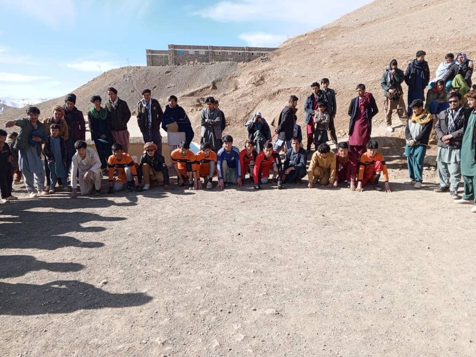 دایکندی؛ مسابقات دوش با اشتراک ۳۰ ورزشکار در ولسوالی خدیر برگزار گردید