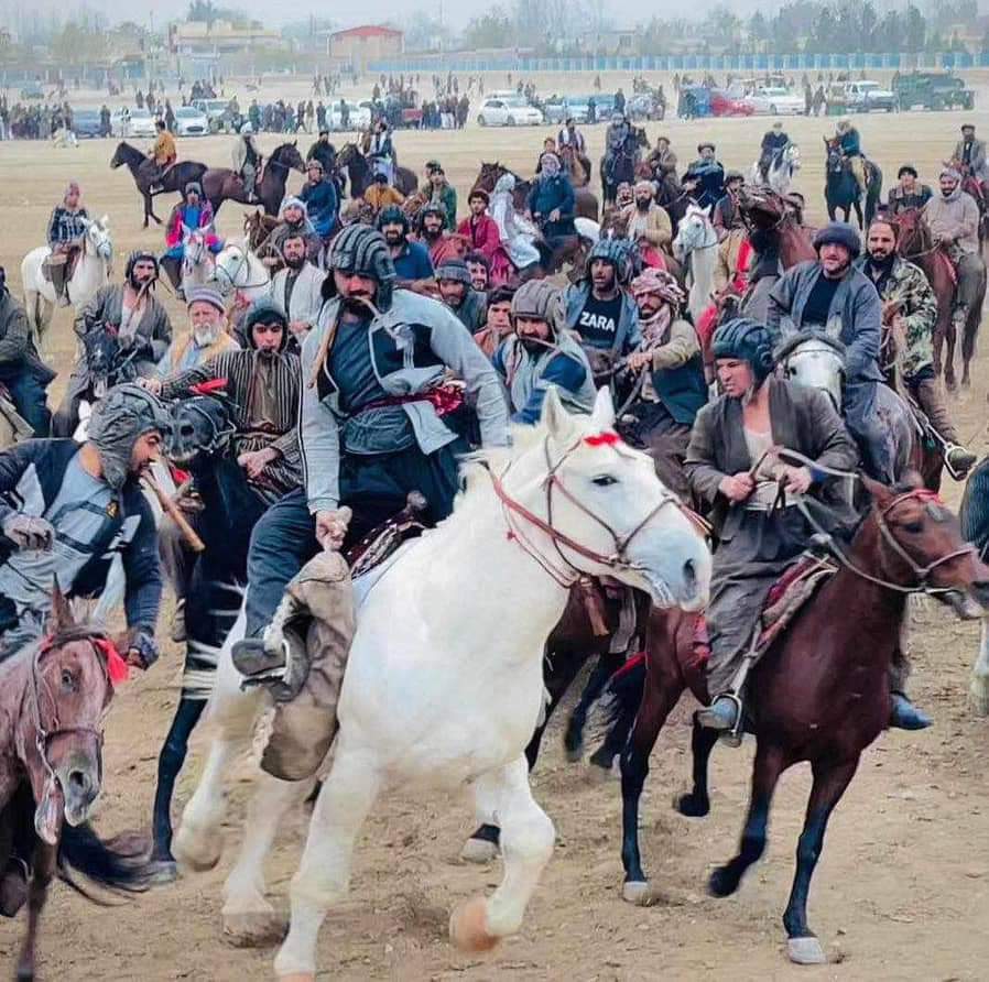 رقابتهای بزکشی میان ۹۰ چاپنداز در مرکز کندز برگزار شد