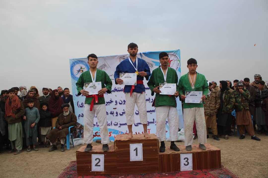 کندز؛ په امام صاحب ولسوالی کې دکورش سیالې ترسره شوي