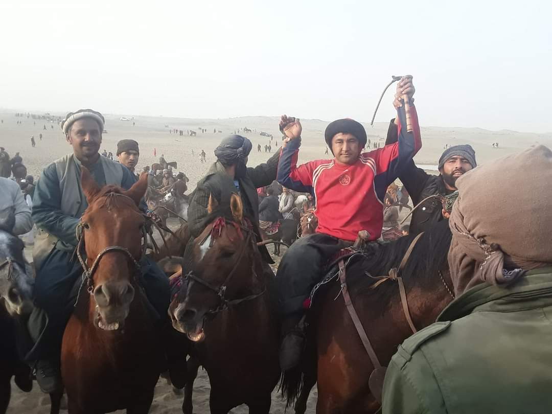 کندز؛ امام صاحب ولسوالۍ کې د ۷۵ چاپندازانو تر منځ د وزلوبې سيالۍ ترسره شوه