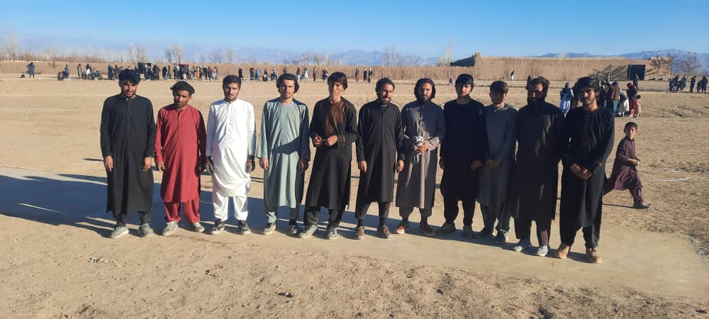 لوګر ؛ په برکي برک ولسوالۍ کې د ټېپ بال کرکټ سیالۍ پيل شوي