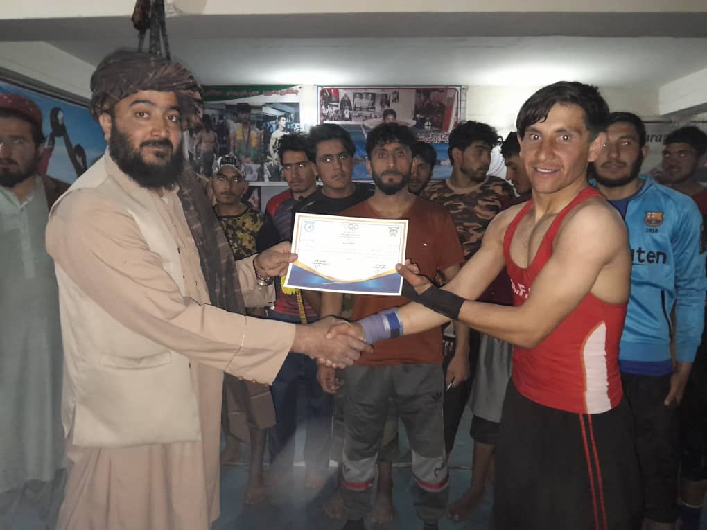 زابل؛ مرکز قلات ښار کې د دوو کلبونو ترمنځ د سانبو کورش سیالۍ تر سره شوې.