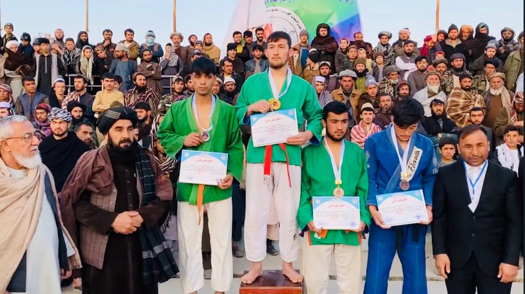 فاریاب؛ میمنې ښار کې د ۸۰ ورزشکارانو ترمنځ د کورش ټاکنیزې سیالۍ ترسره شوې