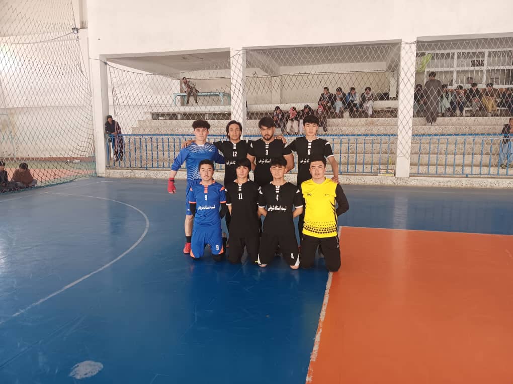 غزنی؛ مسابقات فوتسال میان ۲۰ تیم در سومین جشنواره ورزشی ولسوالی جاغوری آغاز گردید