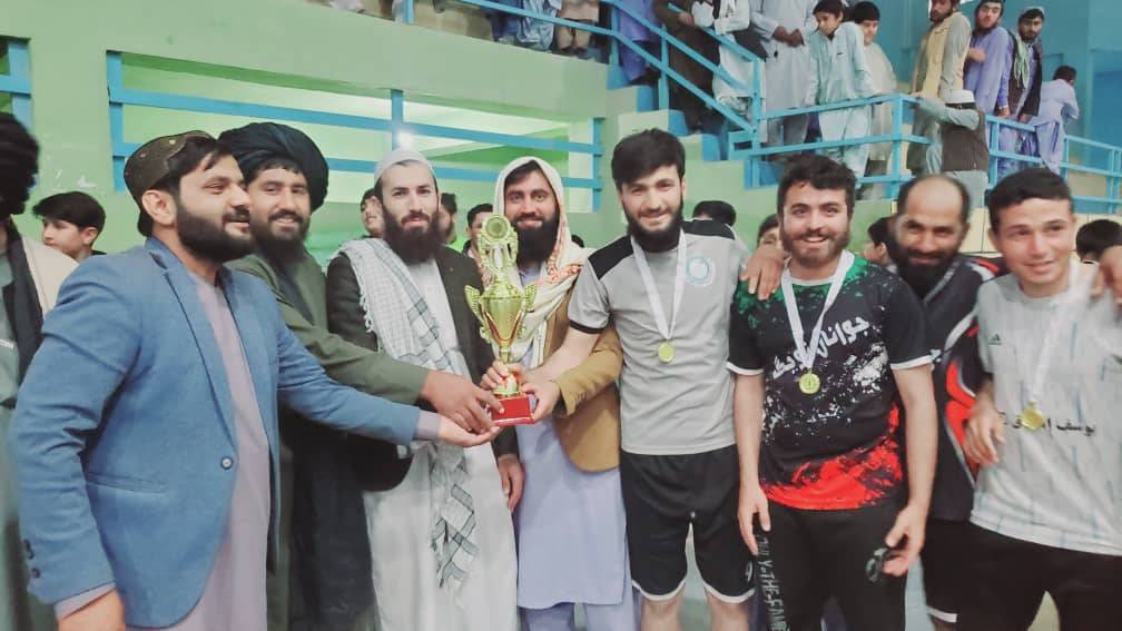 نیمروز ولایت کې د اتو لوبډلو ترمنځ د فوټسال پنځم پړاو سیالۍ د المجد لوبډلې په اتلولۍ پای ته ورسېدې