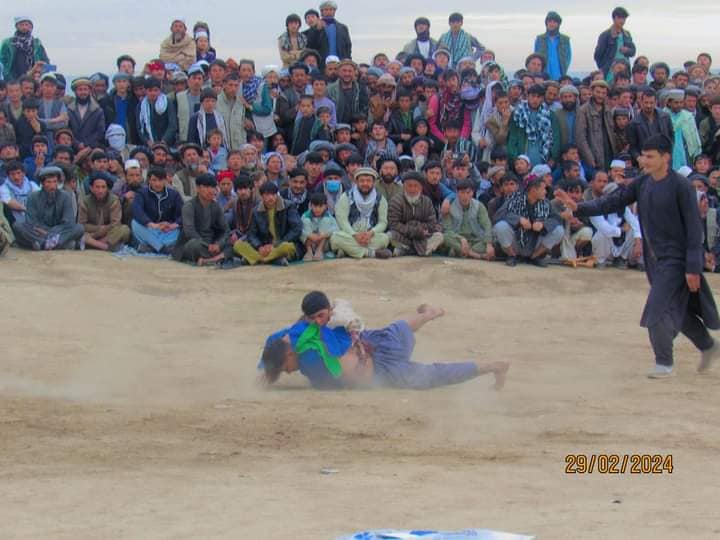 تخار؛ تالقان ښار کې د ۶۰ تنو کورشکارانو ترمنځ سيمه ییزې سیالۍ ترسره شوې