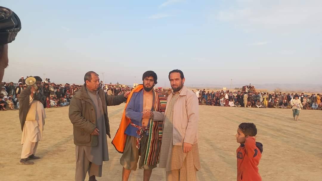 کندز؛ علي آباد ولسوالۍ کې د ۴۰ پهلوانانو ترمنځ د کورش ازادې سيالۍ تر سره شوې