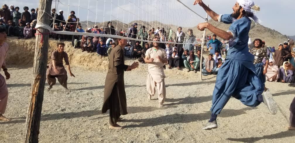 زابل؛ په‌ارغنداب ولسوالۍ کې د ۱۶ لوبډلو ترمنځ د واليبال سيالۍ پيل شوې