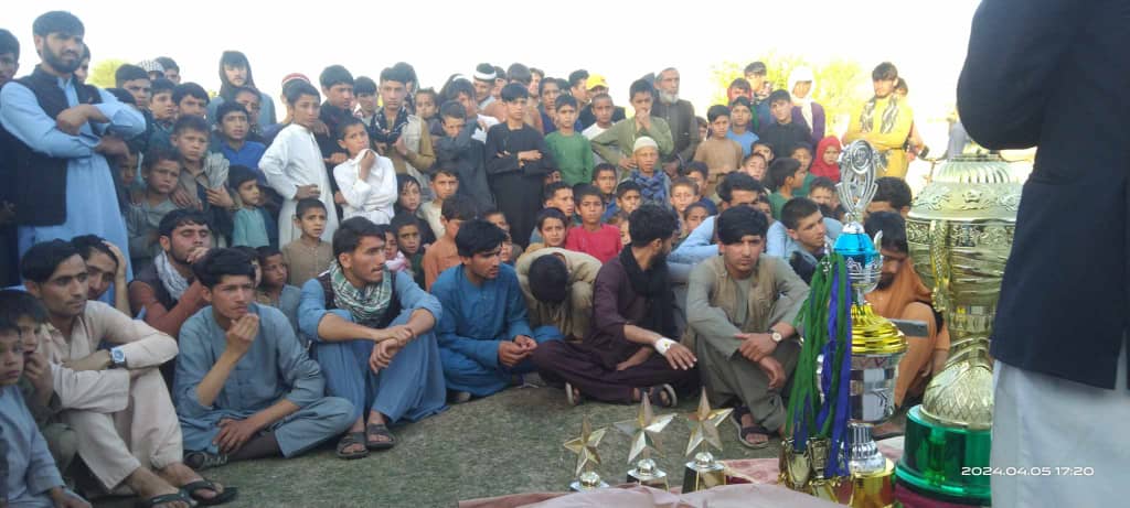 کونړ؛ نرنګ ولسوالۍ کې د ټېپ بال کرکټ سيالۍ د چيلنجر لوبډلې په اتلولۍ پای ته ورسېدې