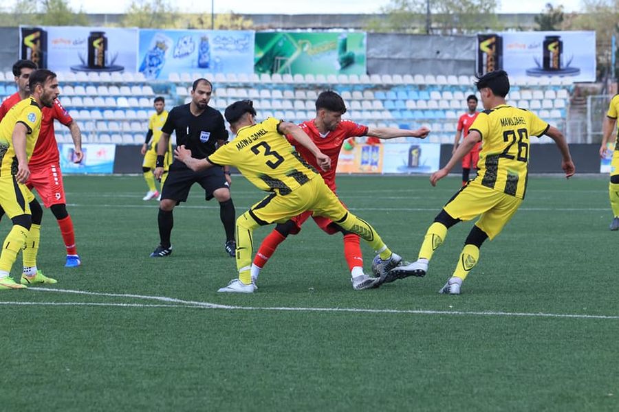 کابل؛ پنجمین و ششمین بازی فصل سوم لیگ قهرمانان با پیروزی تیم های موج ساحل و تیم میوند به پایان رسید