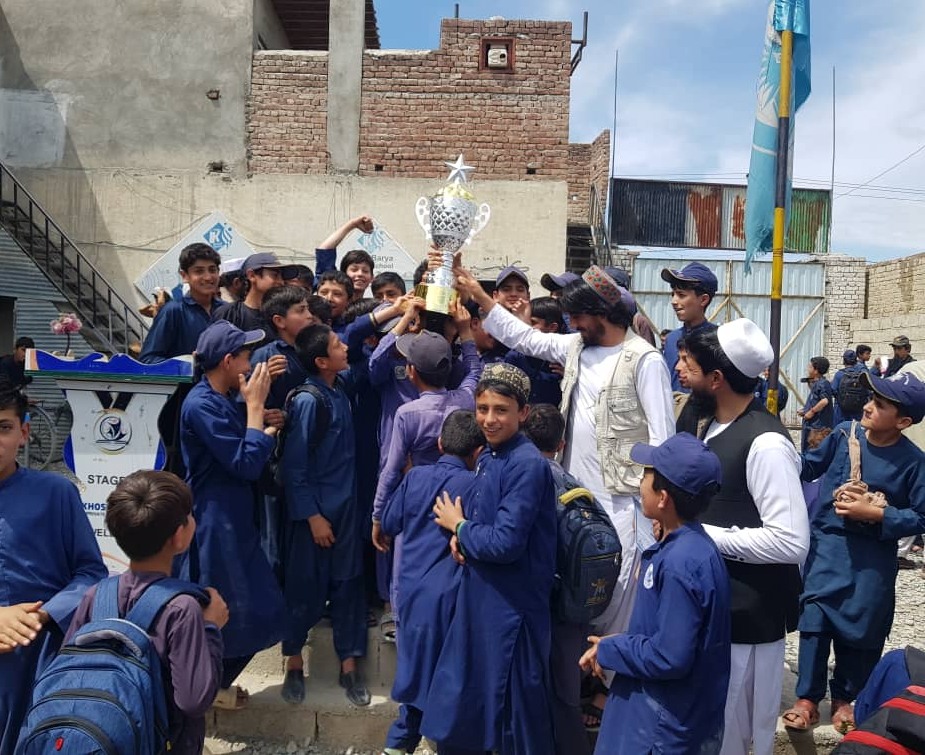 خوست کې د ۲۰۰ زده کوونکو ترمنځ د ځغاستې او رسۍ کش کولو سیالۍ ترسره شوې