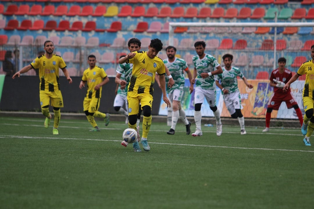 کابل؛ در ادامه مسابقات فصل سوم لیگ قهرمانان فوتبال کشور تیم های موج ساحل و تیم سرخ پوشان پیروزی را از آن خود نمودند