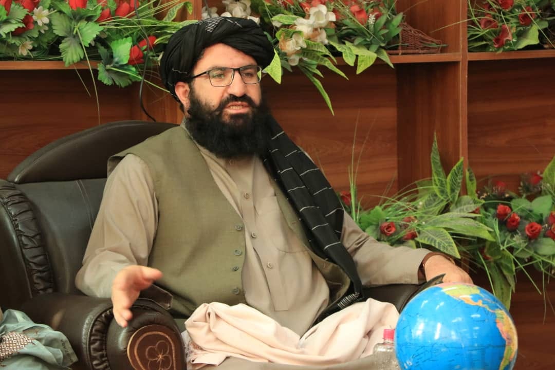 د ورزش ادارې عمومي رئیس مولوي احمد الله وثیق په دوو جلا ناستو کې د خوست ولایت د ورزشي امریت له کارمندانو او د یاد ولایت د فدراسیونونو له استازو سره لیدنه وکړه