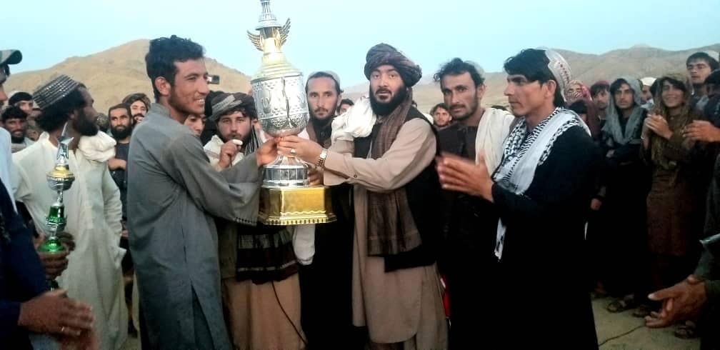 زابل؛ ارغنداب ولسوالۍ کې د اختریز جام په نوم د ټېپ بال کرکټ سیالۍ د مليخېلو لوبډلې په اتلولي پای ته ورسېدې
