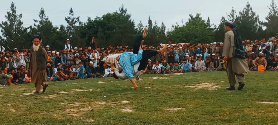 تخار؛ مسابقات پهلوانی کورش میان ۶۰ ورزشکار شهر تالقان برگزار گردید