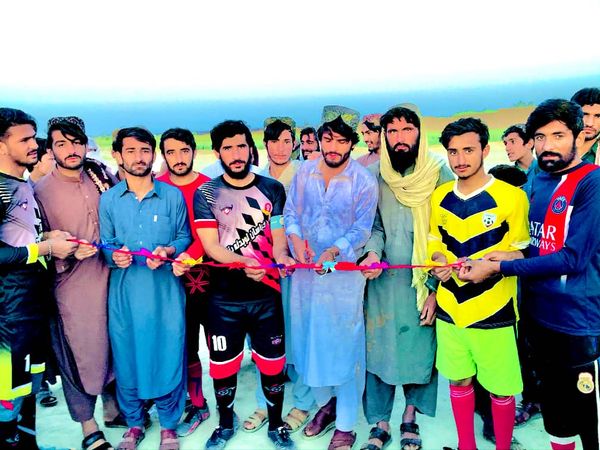 هلمند؛ ګرمسېر ولسوالۍ کې د اووه لوبډلو ترمنځ د فوټبال سیالۍ پیل شوې