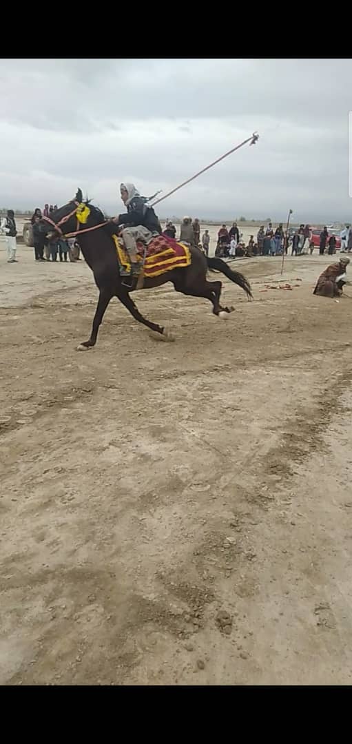 غزني؛ اندړو ولسوالۍ کې د ۶۰ تنو ورزشکارانو ترمنځ د نېزه وهنې سیالۍ ترسره شوې