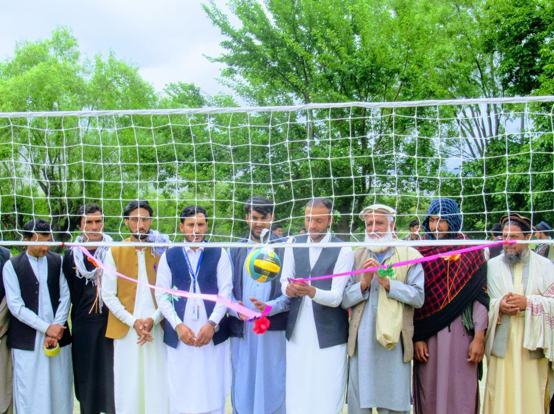 ننگرهار؛ پچيراگام ولسوالۍ کې د ۱۶ لوبډلو ترمنځ د واليبال سيالۍ پيل شوې
