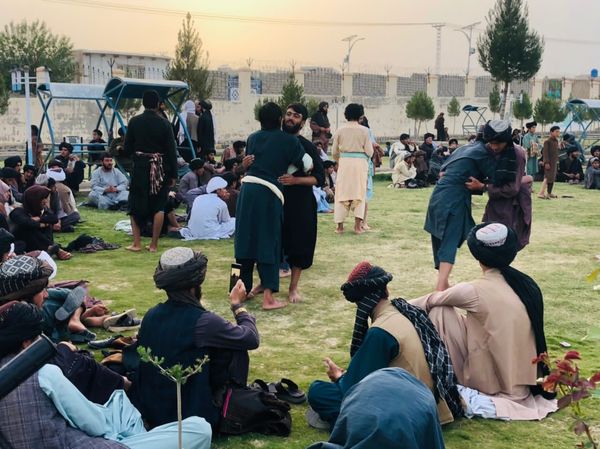 زابل؛ مرکز قلات ښار کې د ۴۰ پهلوانانو ترمنځ د سیمه ییزې غېږ نیونې سیالۍ ترسره شوې