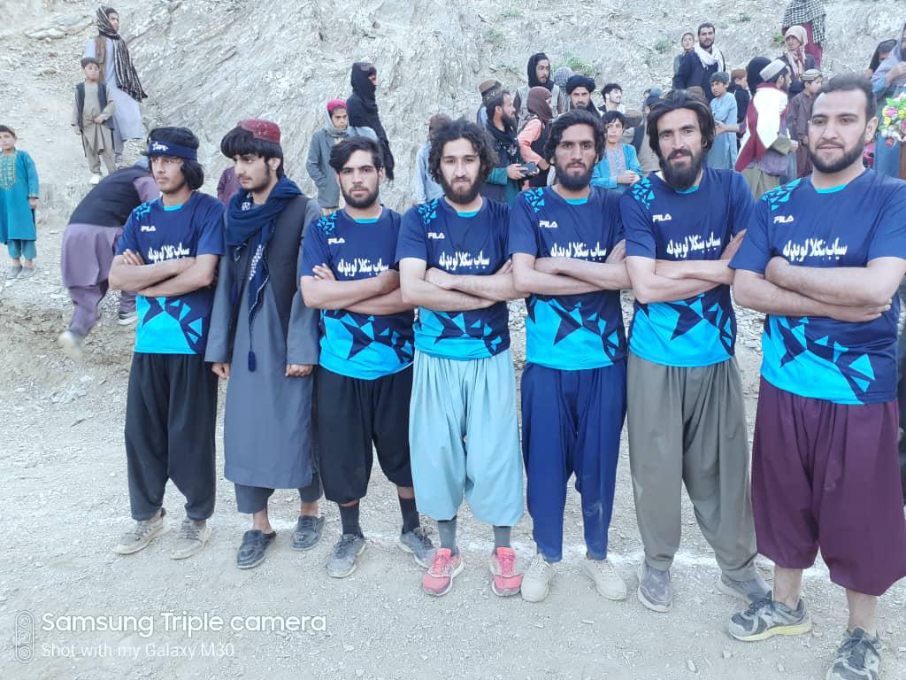ميدان وردگ؛ په چک ولسوالۍ کې د ۲۵ لوبډلو ترمنځ د واليبال سيالۍ پای ته ورسېدې