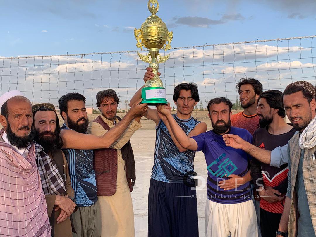پکتيکا؛ په مرکز ښرنه کې د ۱۶ لوبډلو ترمنځ د واليبال ټاکنيزې سيالۍ پای ته ورسېدې
