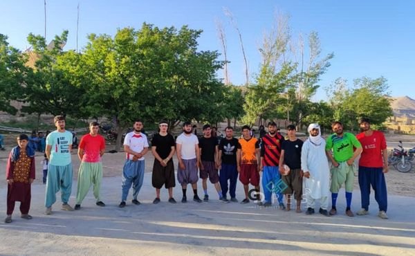 غور؛ رقابت‌‌های والیبال میان ۱۰ تیم در ولسوالی تیوره‌ی این ولایت گشایش یافت