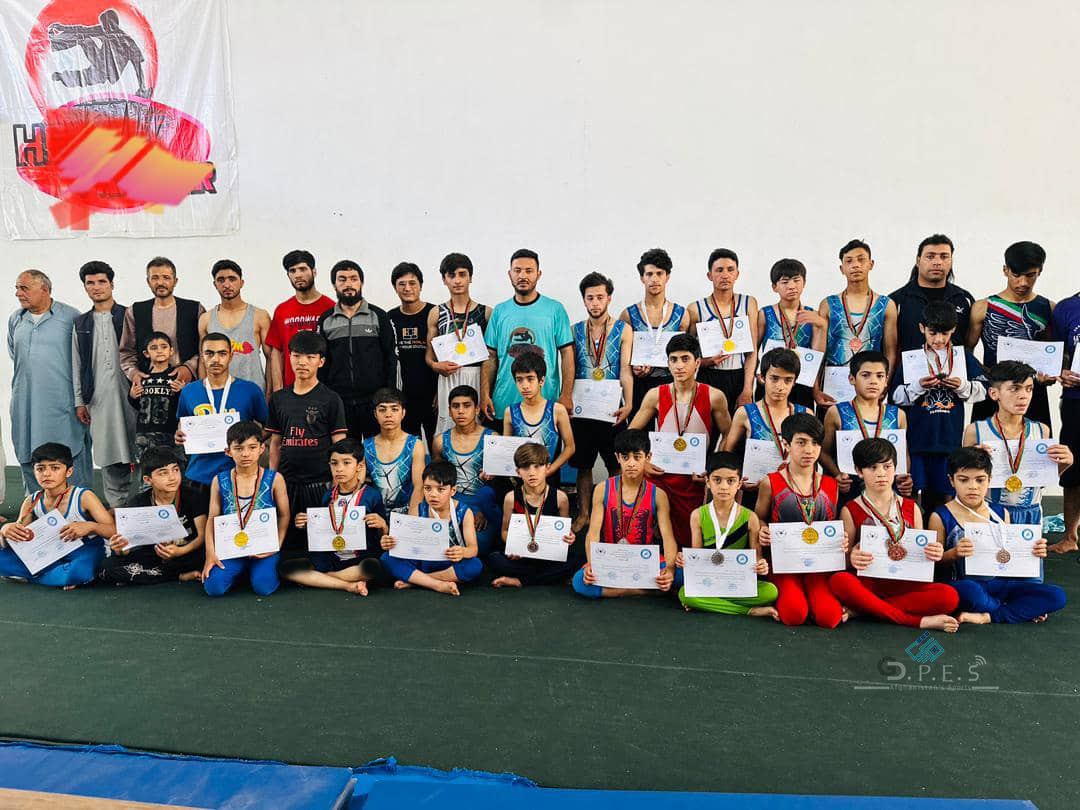 هرات؛ مرکز کې د ۶۵ ورزشکارانو ترمنځ د جمناستیک دوستانه سیالۍ ترسره شوې