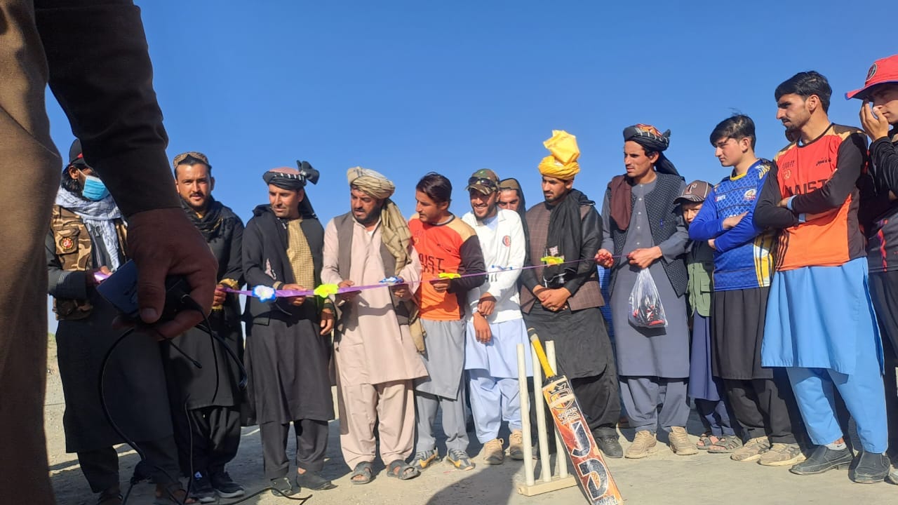 پکتيکا؛ په يوسف خېلو ولسوالۍ کې د ۲۹ لوبډلو ترمنځ د ټېپ بال کرکټ سيالۍ پيل شوې