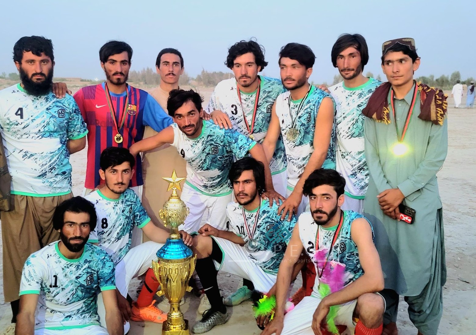 هلمند؛ خانشین ولسوالۍ کې د ١٦ لوبډلو ترمنځ د فوټبال سیالۍ د خراسان لوبډلې په اتلولي پای ته ورسېدې