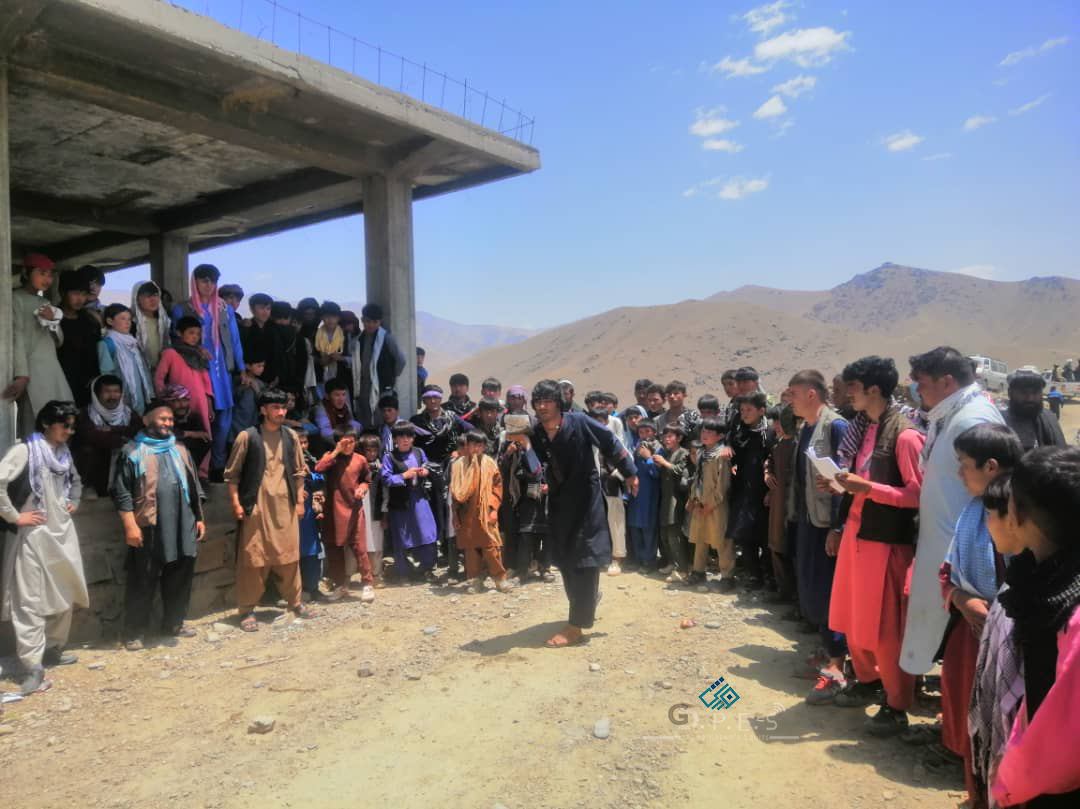 دایکندي؛ شهرستان ولسوالۍ کې د ۲۰ ورزشکارانو ترمنځ د تېږې اچونې سیالۍ ترسره شوې