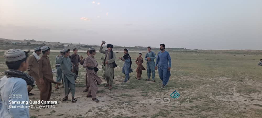 زابل؛ مرکز قلات ښار کې د ١۵ تنو ترمنځ د تیږې اچونې سیالۍ ترسره شوې