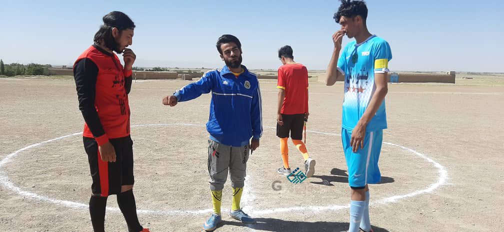 غزنی؛ مسابقات لیگ برتر فوتبال با اشتراک ۱۰ تیم در ولسوالی ده‌یک آغاز گردید