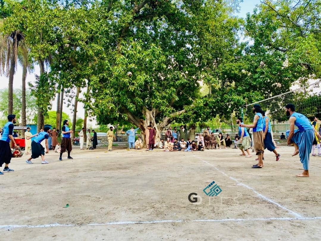 ننګرهار؛ مرکز جلال آباد ښار کې د ٢٦ لوبډلو ترمنځ د والیبال سیالۍ پیل شوې