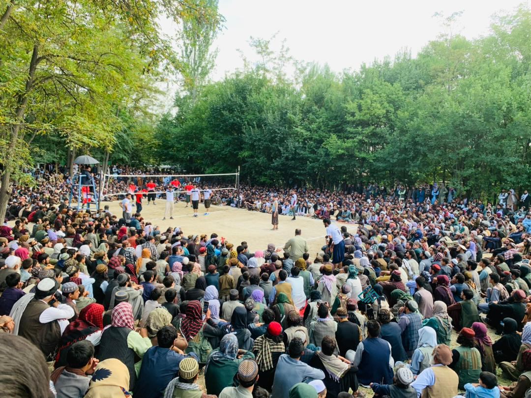 میدان وردګ؛ مرکز میدان ښار کې د ۲۴ لوبډلو ترمنځ د والیبال سیالۍ پای ته ورسېدې