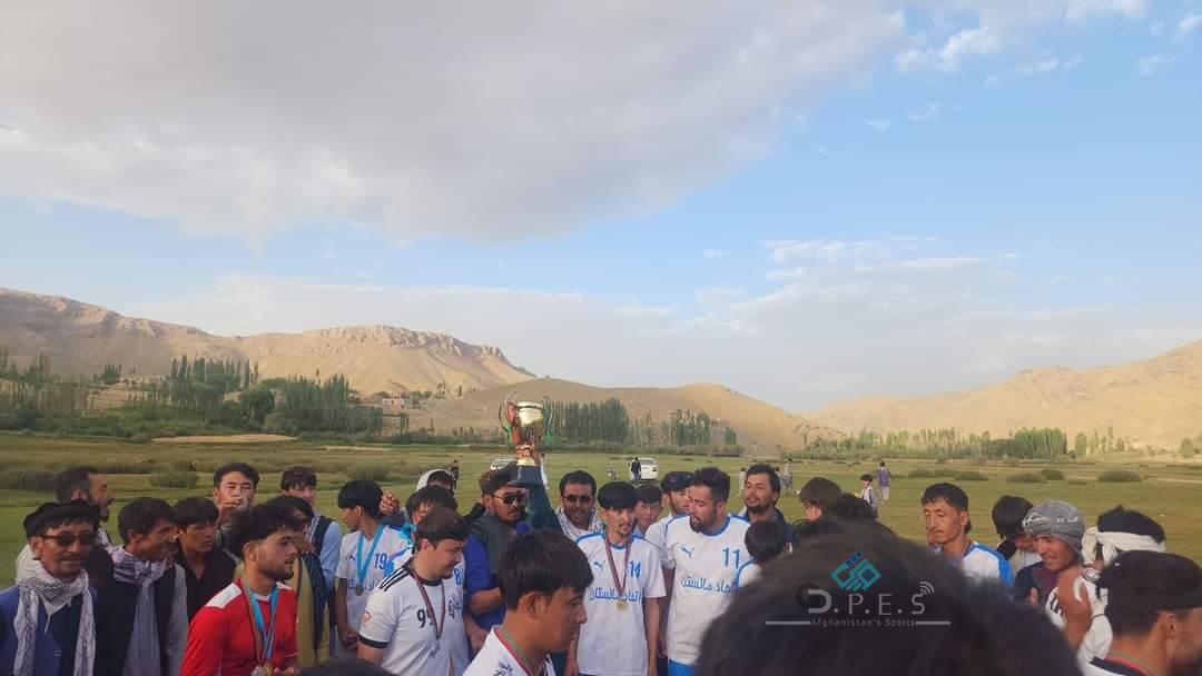 غزنی؛رقابت های فوتسال میان ۱۶ تیم در ولسوالی مالستان به پایان رسید