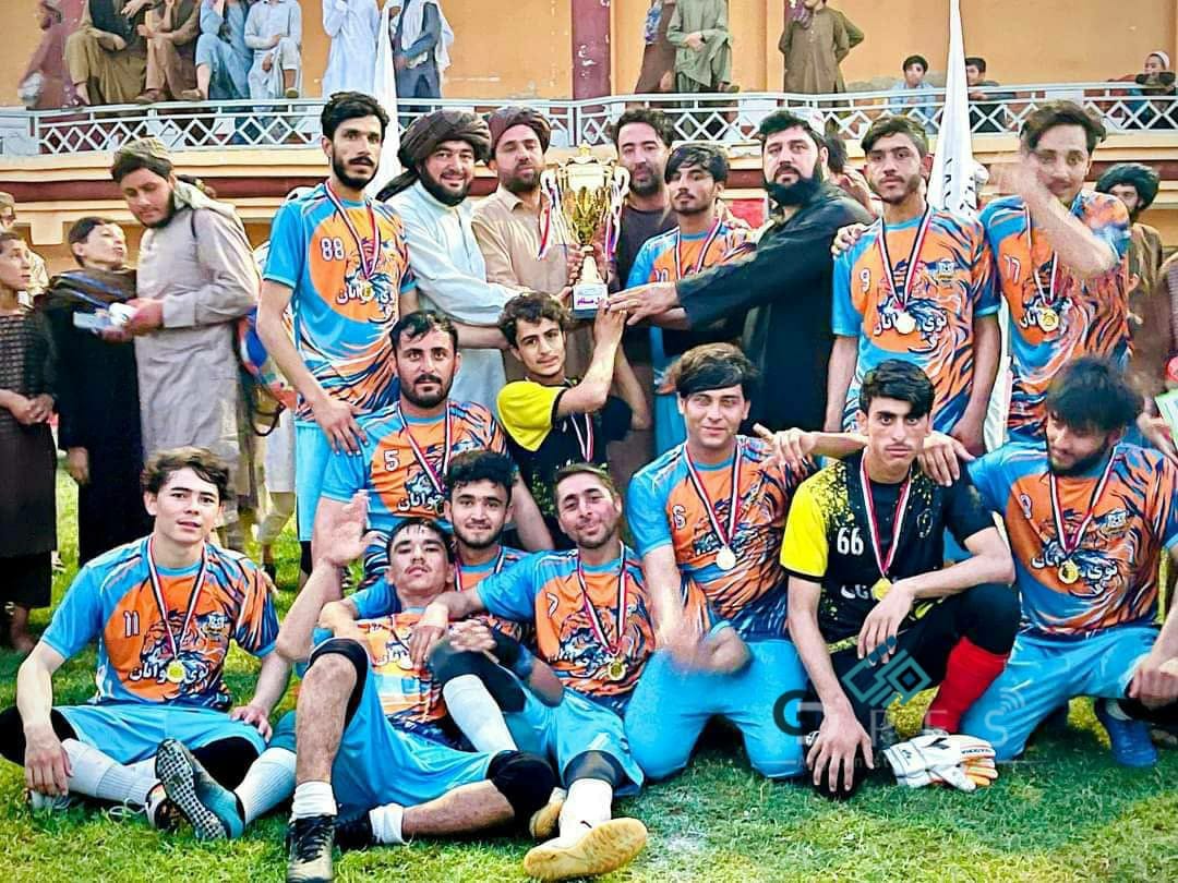 هلمند؛ په مرکز لښکرګاه ښار کې د ۱۶ لوبډلو ترمنځ د فوټبال سيالۍ پای ته ورسېدې