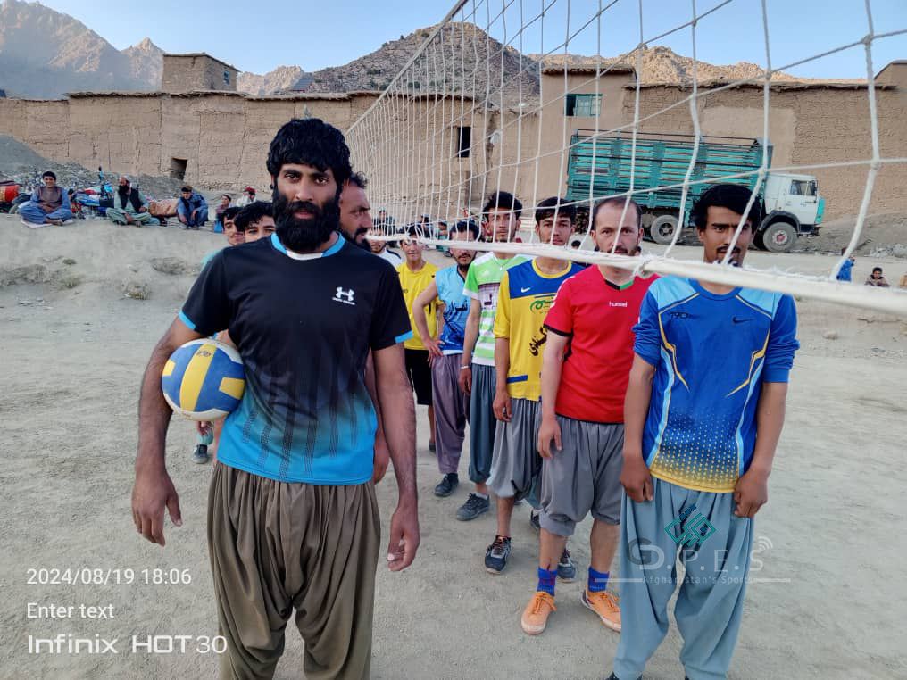 دایکندي؛ پاتو ولسوالۍ کې د شپږو لوبډلو ترمنځ د والیبال سیالۍ ترسره شوې