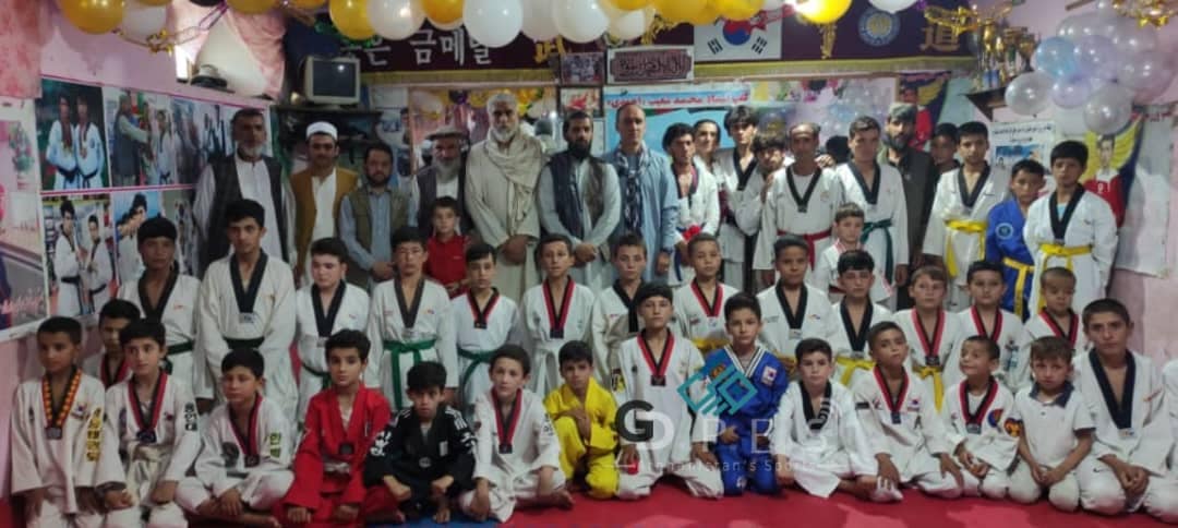 پروان؛ ۴۰ تن از تکواندوکاران این ولایت کمربندهای ارتقای ظرفیت دریافت کردند
