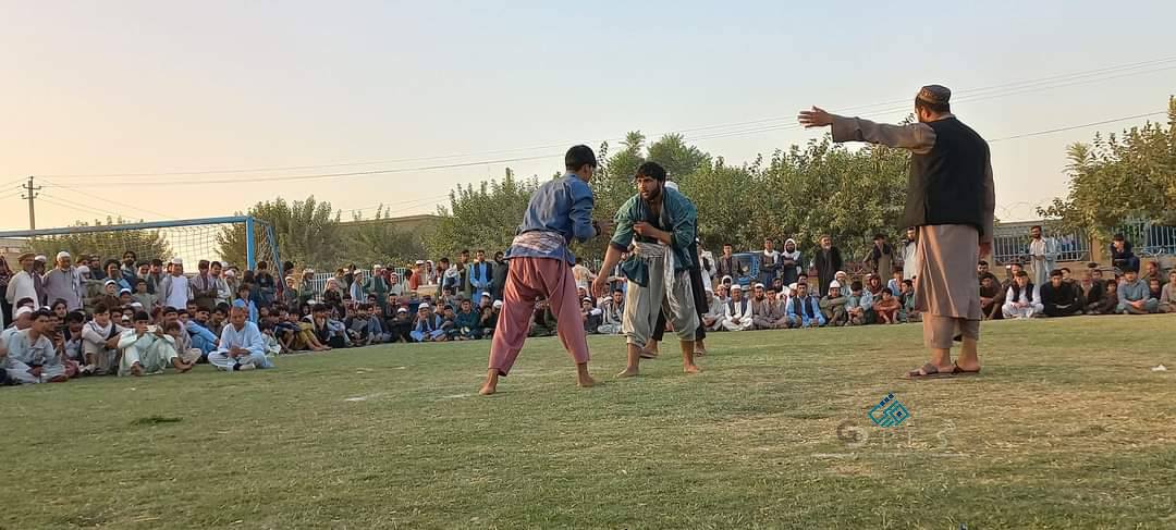 کندز کې د ۶۰ تنو پهلوانانو ترمنځ د کورش ازادې سيالۍ ترسره شوې
