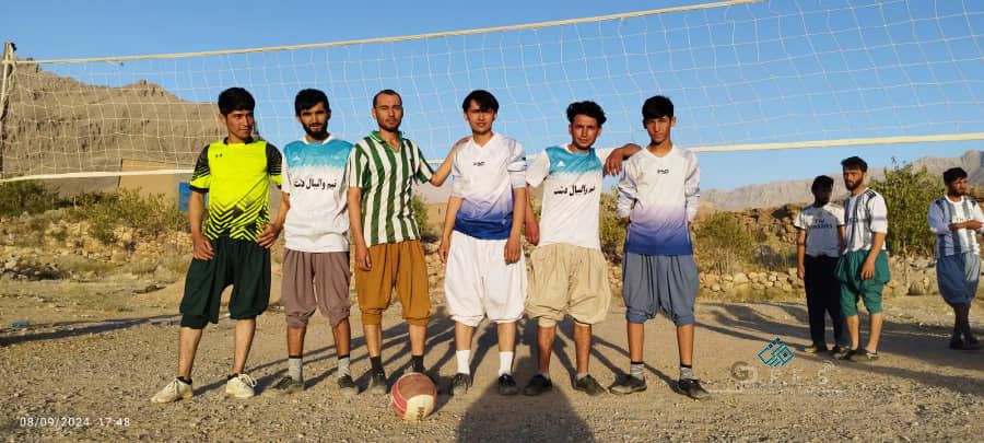دایکندي؛ ګیټي ولسوالۍ کې د ۱۲ لوبډلو ترمنځ د والیبال سیالۍ پیل شوې