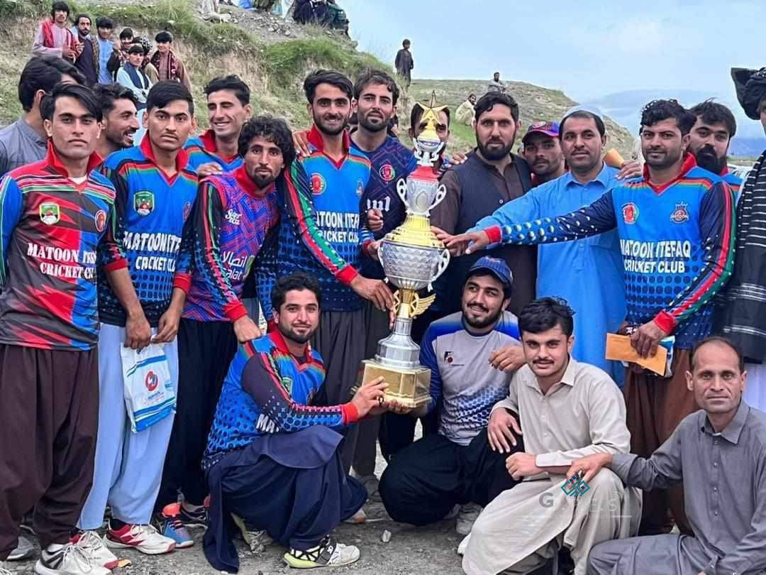 خوست کې د لسو لوبډلو ترمنځ د ټېپ بال کرکټ سيالۍ د متون اتفاق لوبډلې په اتلولۍ پای ته ورسېدې