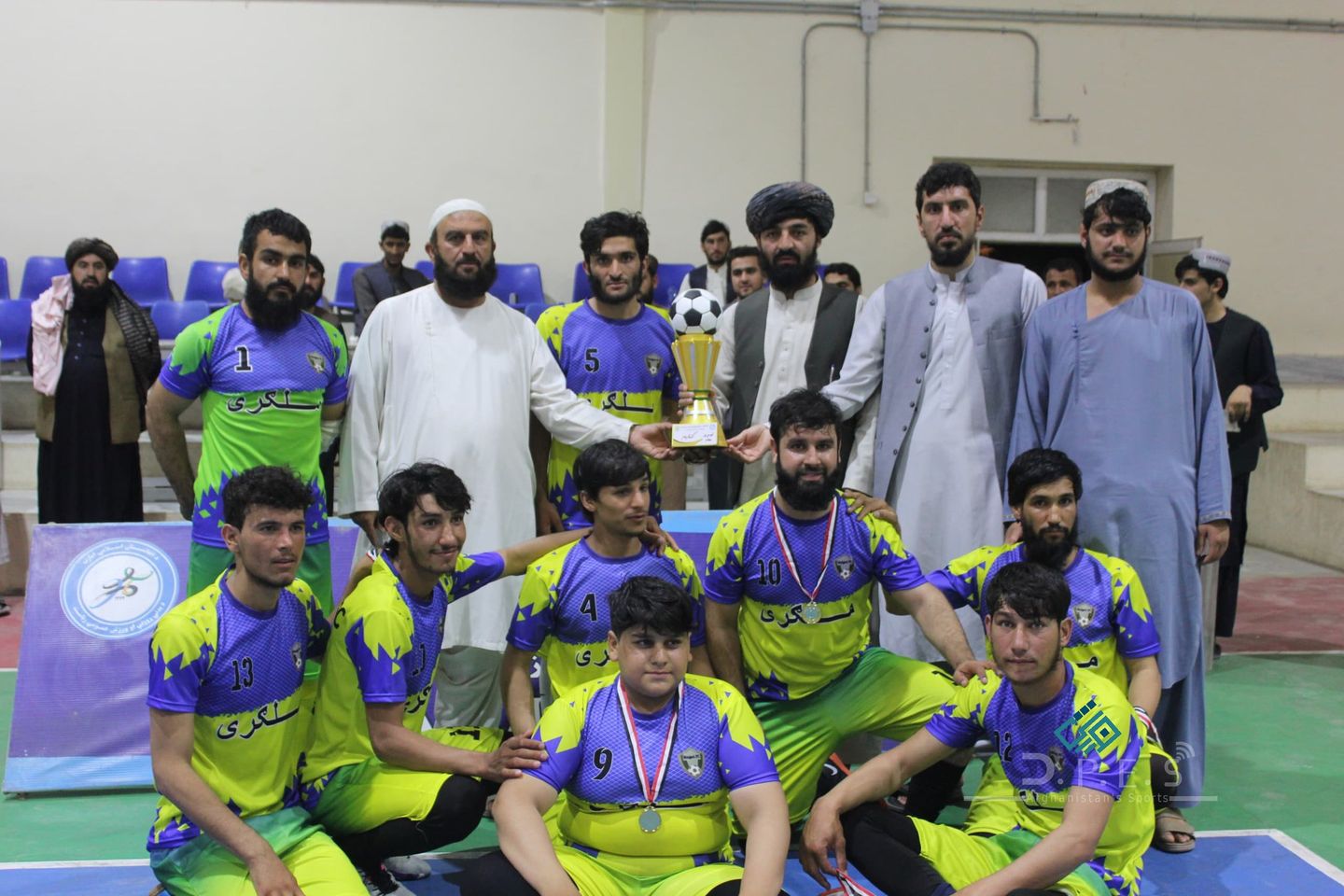 کندهار کې د ۴۰ لوبډلو ترمنځ د فوټسال سیالۍ د ملګرو لوبډلې په اتلولي پای ته ورسېدې