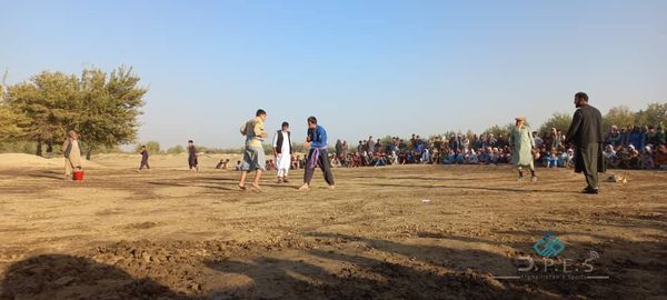 کندز؛ په گلتېپې ولسوالۍ کې د ۷۰ تنو پهلوانانو ترمنځ د کورش ازادې سيالۍ ترسره شوې