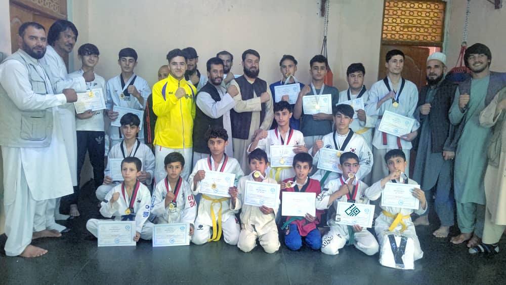 چهارهمین دور رقابت‌های WTF تکواندو میان ۴۰ ورزشکار در کندز برگزار شد