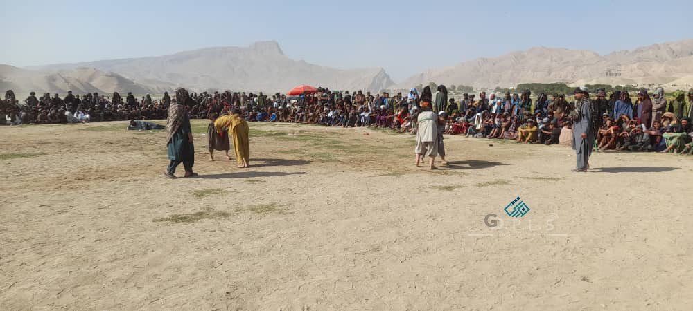 بادغیس ؛ رقابت‌های کشتی محلی میان ۷۰ ورزشکار در ولسوالی دره بوم برگزار شد